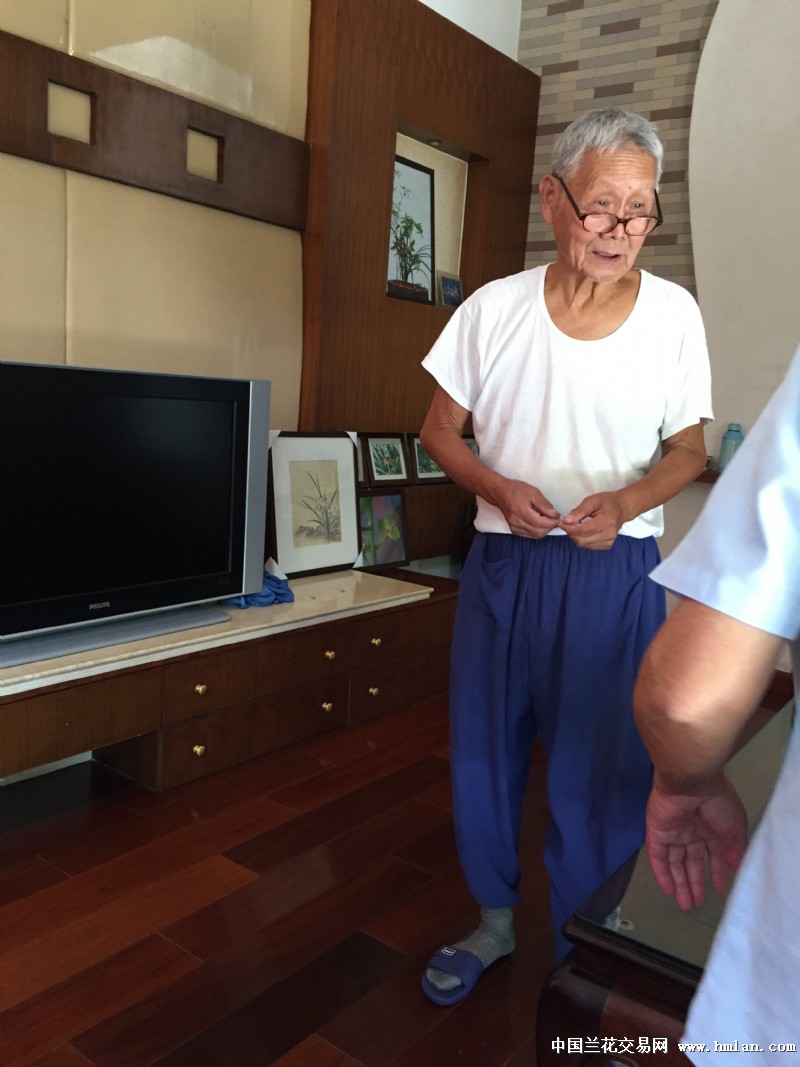 引自丁贻庆老前辈处的关顶早开了,还是两杆-蕙